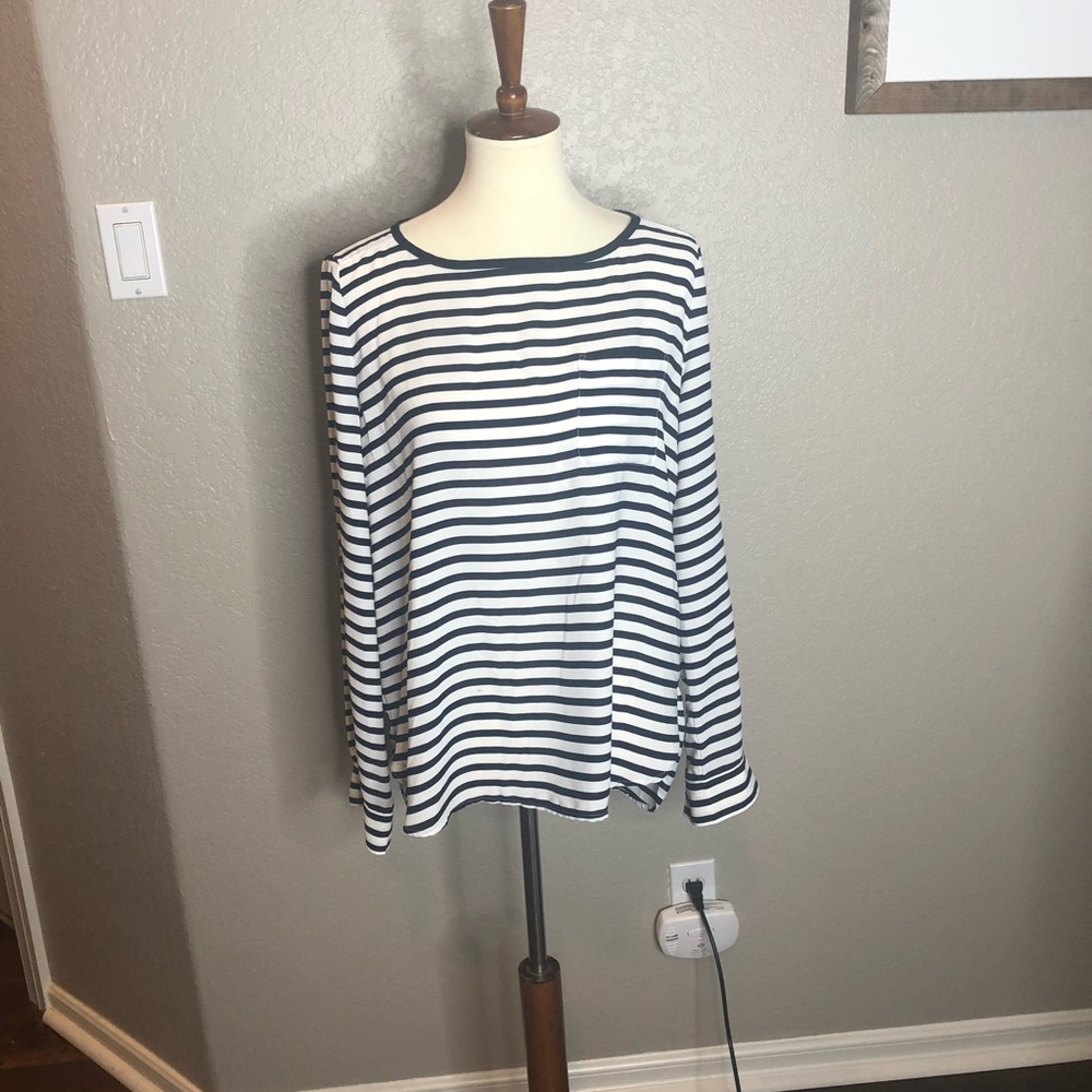 Loft blouse. Size medium.